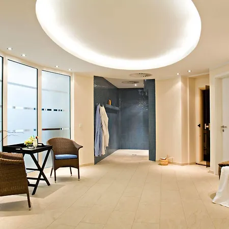 Sonne Hotel 4*